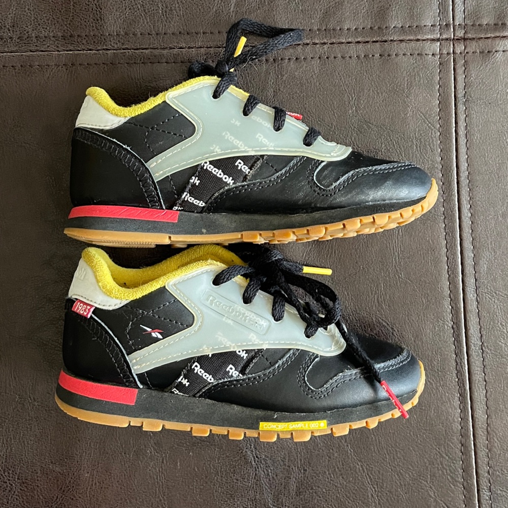 Reebok Alter the Icon shoes DV5253 toddler shoes size 10
